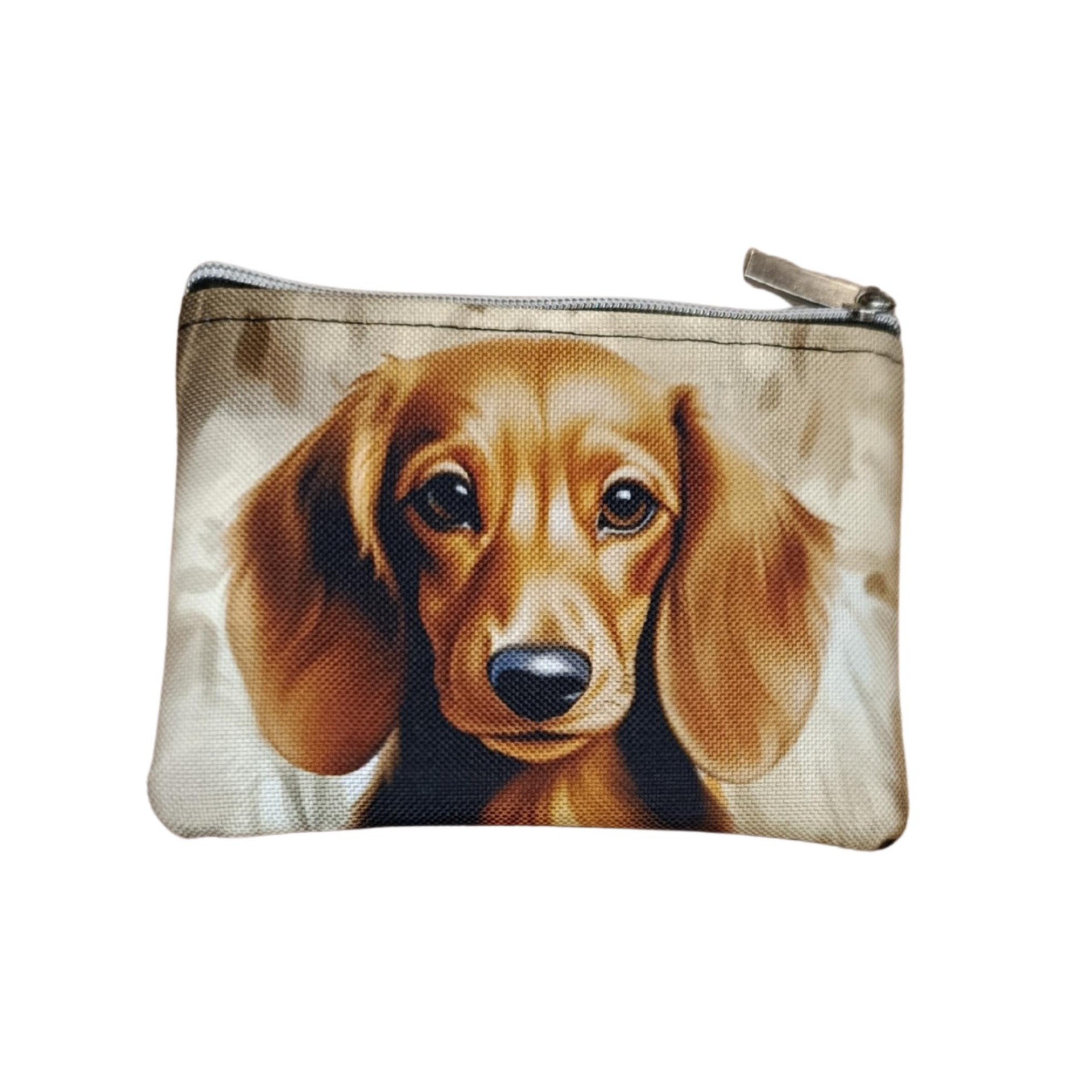 Hnědý jezevčík na kapsičce na peníze